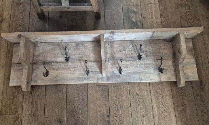 Robuuste houten wandkapstok / regaal met haken, Huis en Inrichting, Woonaccessoires | Kapstokken, Gebruikt, 150 tot 200 cm, Hout