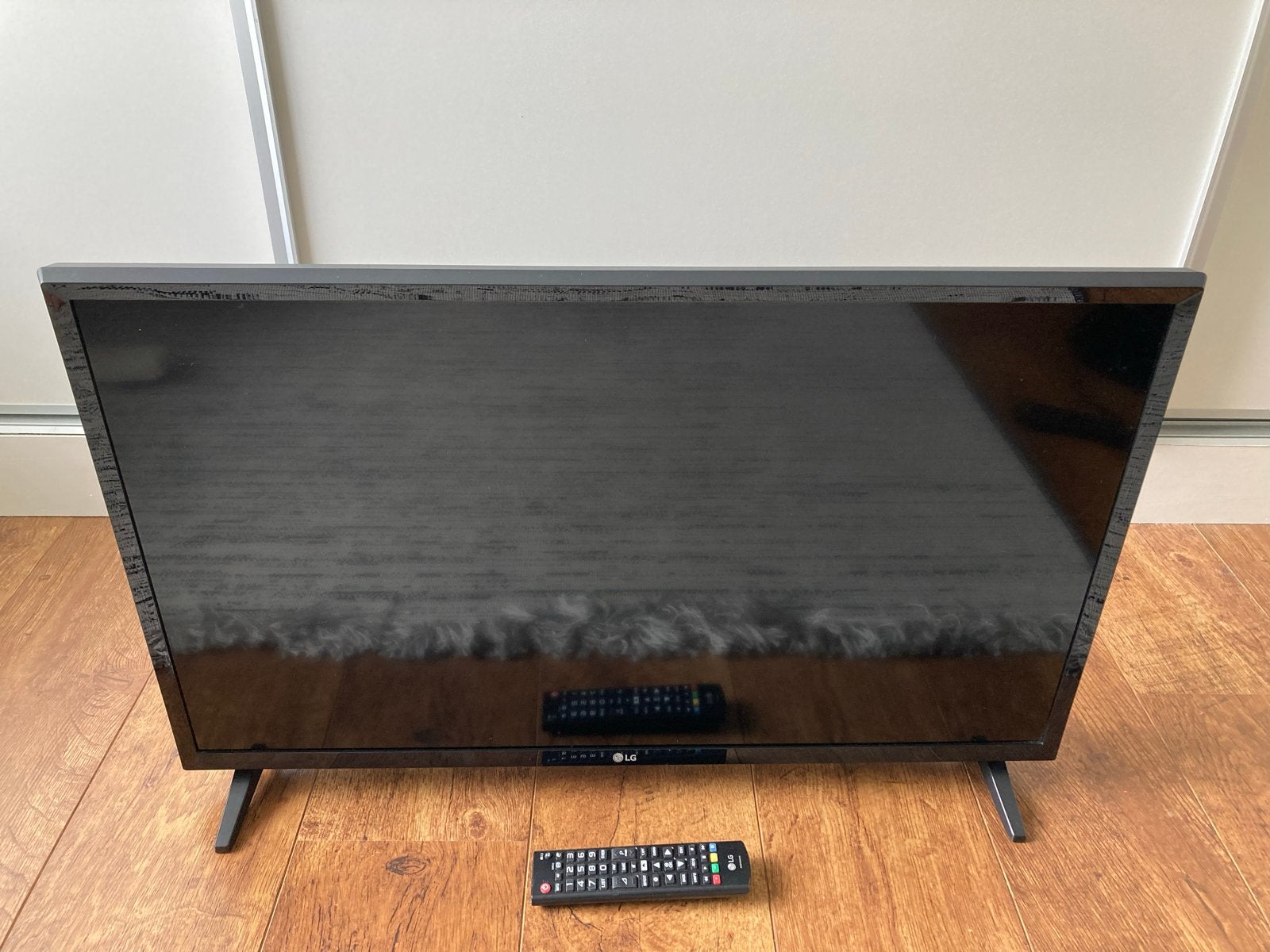 LG TV 27 inc, Ophalen, Zo goed als nieuw, 60 tot 80 cm, LG