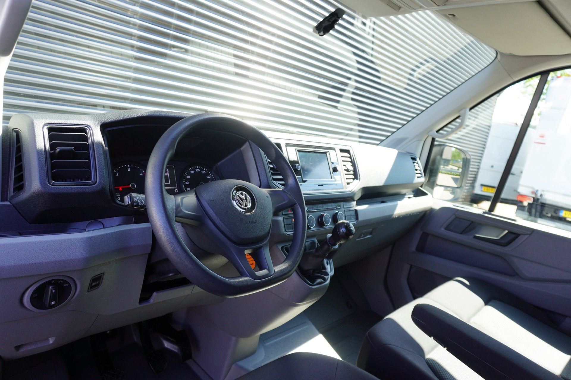 Volkswagen Crafter 140pk Bakwagen 430x212x212 Laadklep Zijde, Voorwielaandrijving, Gebruikt, 4 cilinders, Volkswagen