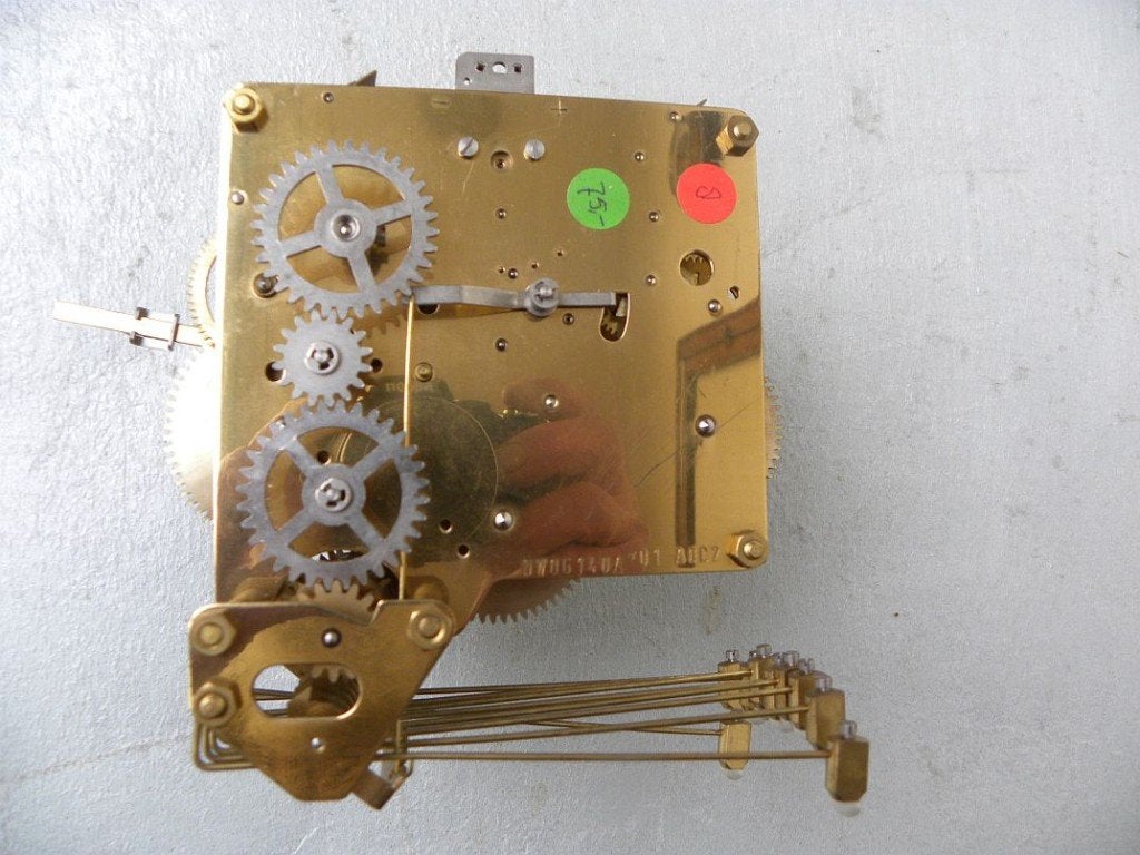 Uurwerk UW 06140A vrijwel nieuw, Antiek en Kunst, Ophalen of Verzenden