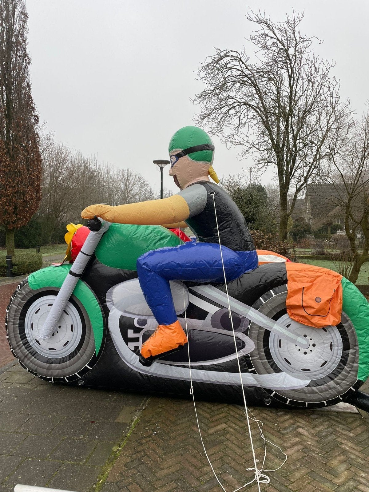opblaasfiguren Motor Abraham Sarah Wijnfles en meer..., Hobby en Vrije tijd, Feestartikelen | Verhuur, Ophalen, Abraham of Sarah