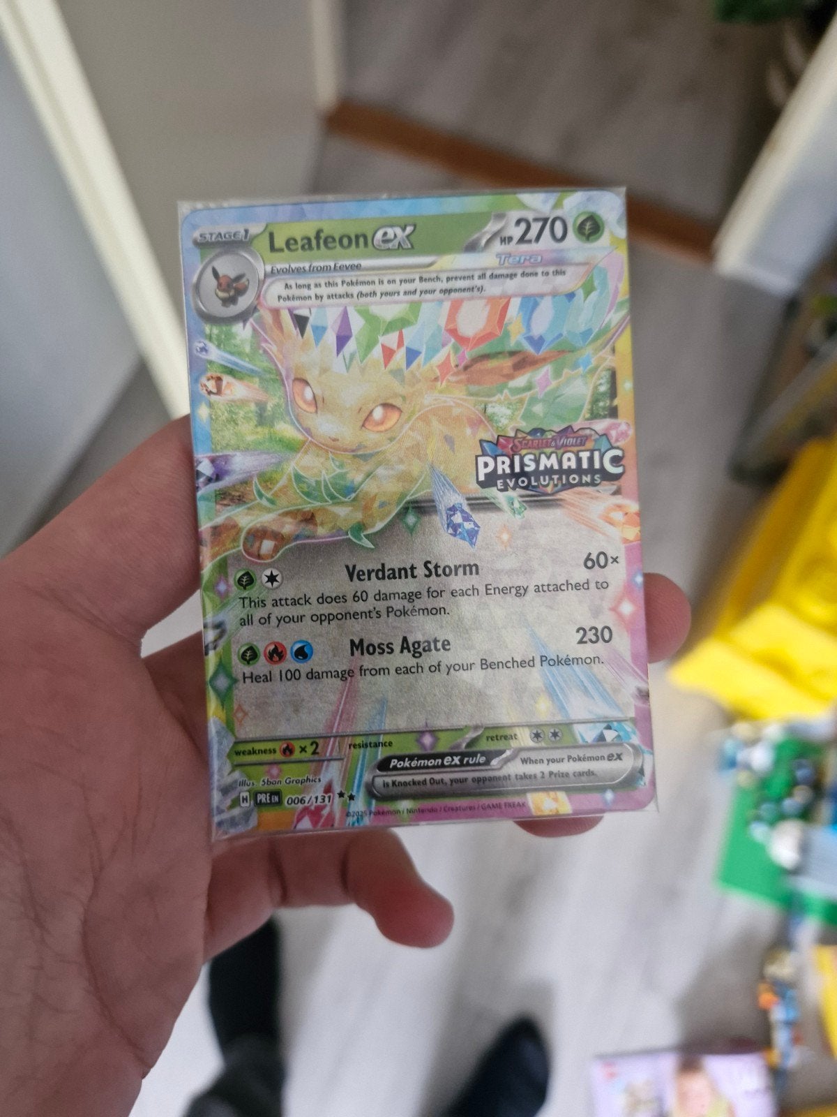 Leafeon ex 006/131 Pokémon kaart - Prismatic Evolutions, Ophalen of Verzenden, Zo goed als nieuw, Losse kaart