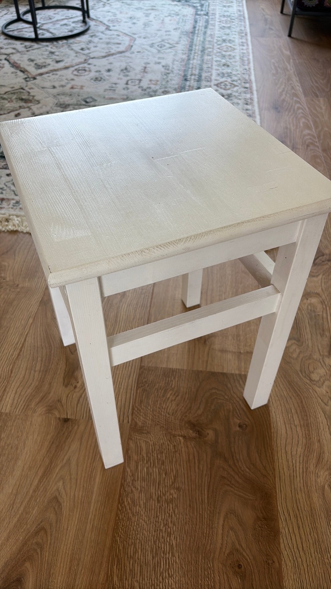 Mooie tafeltje / nachtkastje, Ophalen, Minder dan 45 cm, Minder dan 55 cm, Zo goed als nieuw