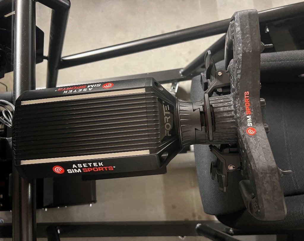 Asetek Wheelbase Forte en Forte Formula Steering whee, 1 speler, Racen en Vliegen, Ophalen of Verzenden, Zo goed als nieuw