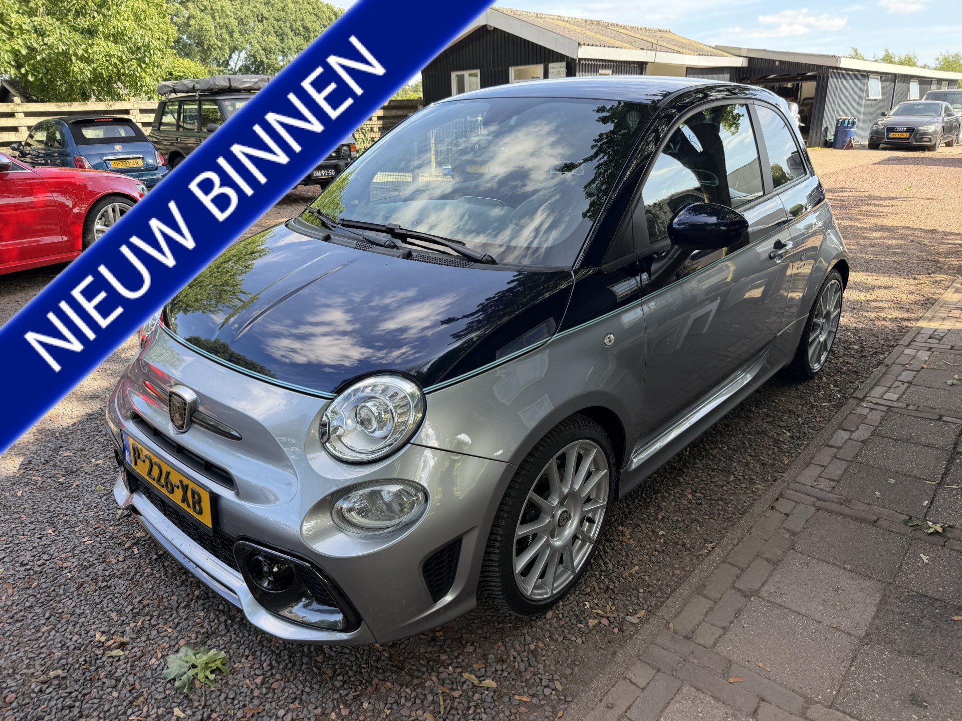 Fiat 500 1.4 T-Jet Abarth Competizione 695 RIVALE|AKRAPOVIC, Auto's, Gebruikt, Euro 6, 4 cilinders, Leder
