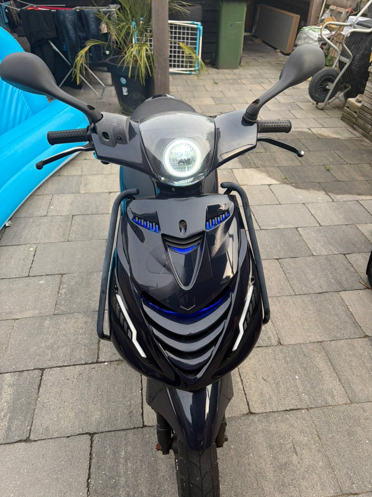 50 cc zip bieden / te ruil tegen 70cc zip met aanbetaling, Fietsen en Brommers, Scooters | Piaggio, Ophalen, Zo goed als nieuw