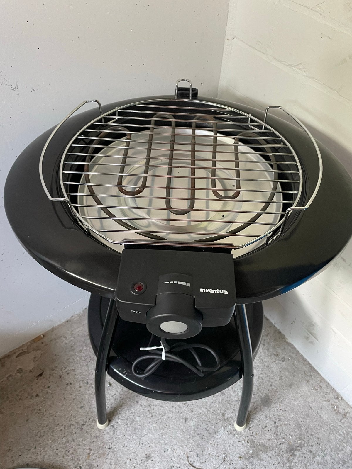 Inventum elektrische barbecue met standaard en hoes, Ophalen, Gebruikt