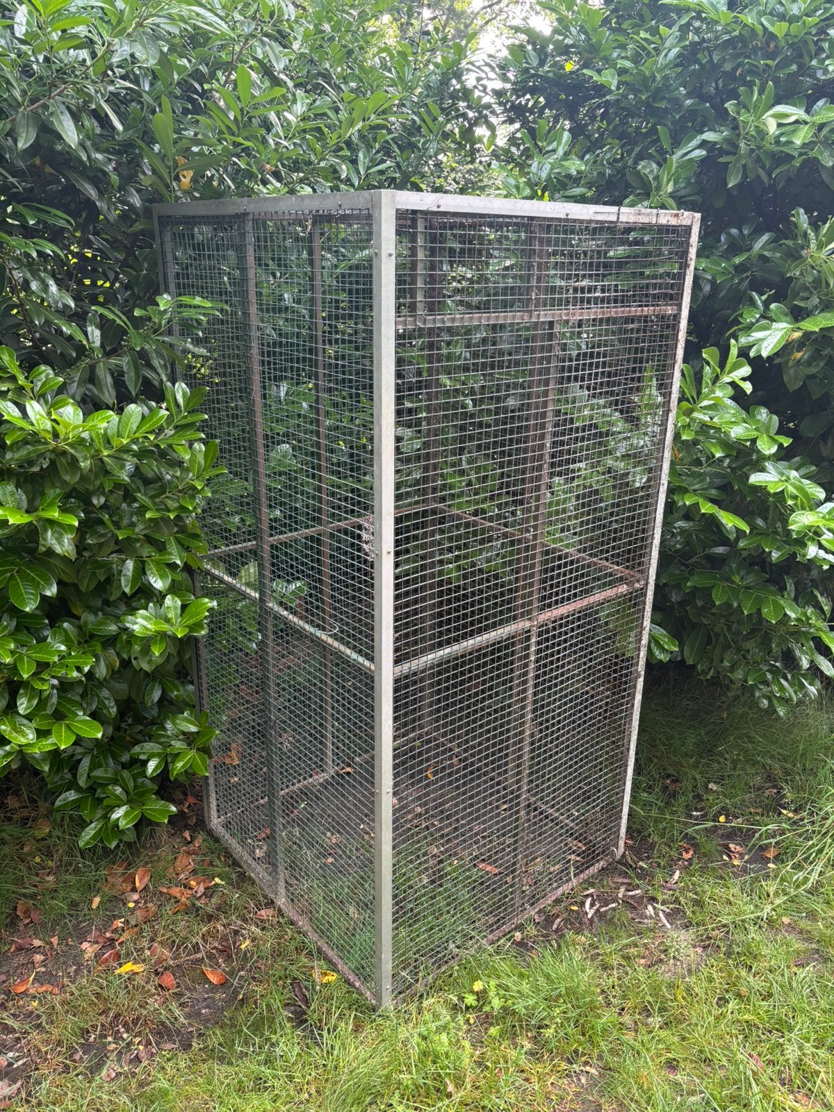 Voliere / konijnenhok / vogelkooi., Dieren en Toebehoren, Vogels | Hokken en Kooien, Ophalen of Verzenden, Gebruikt, Metaal, Volière