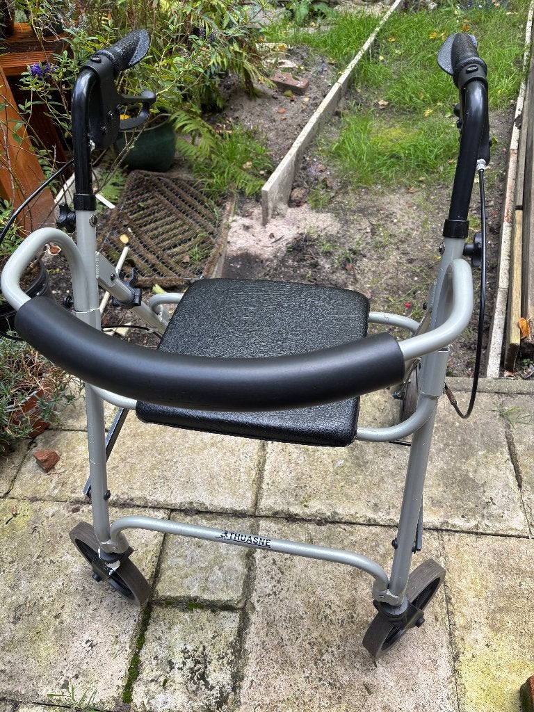 Rollator merk THUASNE, Diversen, Ophalen, Opvouwbaar, Gebruikt