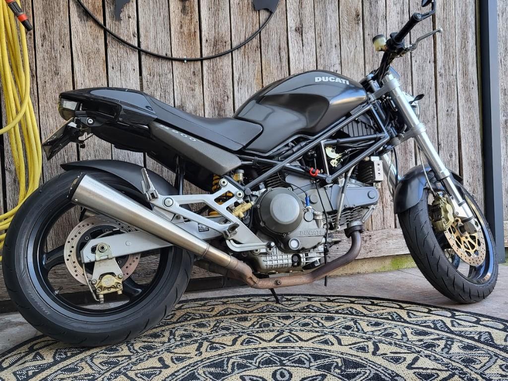 Ducati Monster 900 Dark Version Supertrapp uitlaten, Motoren, Motoren | Ducati, 2 cilinders, Sportuitlaat, Motorrijbewijs A, Gebruikt