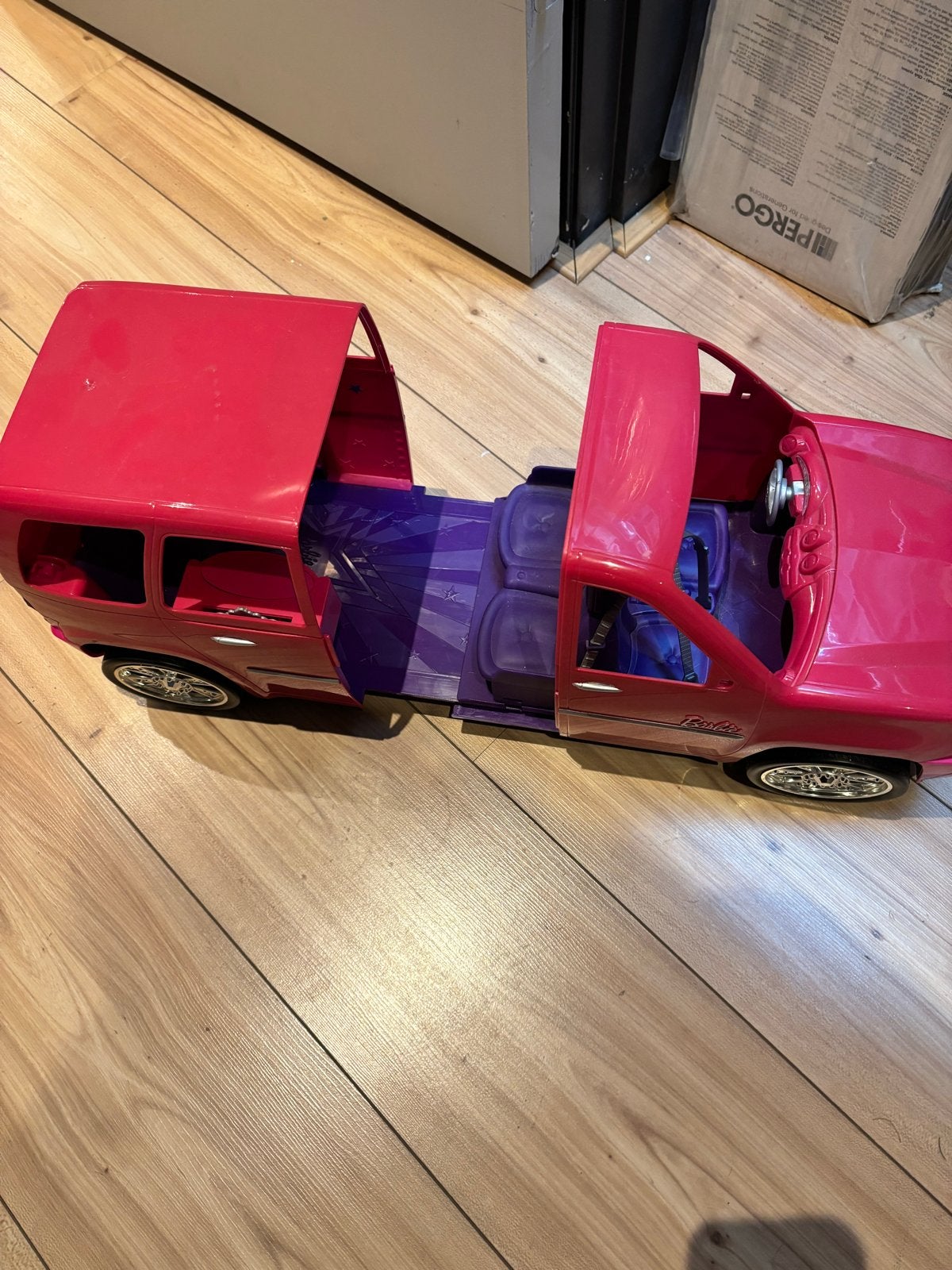 Barbie Speelgoedauto - Roze, Kinderen en Baby's, Speelgoed | Speelgoedvoertuigen, Gebruikt, Ophalen