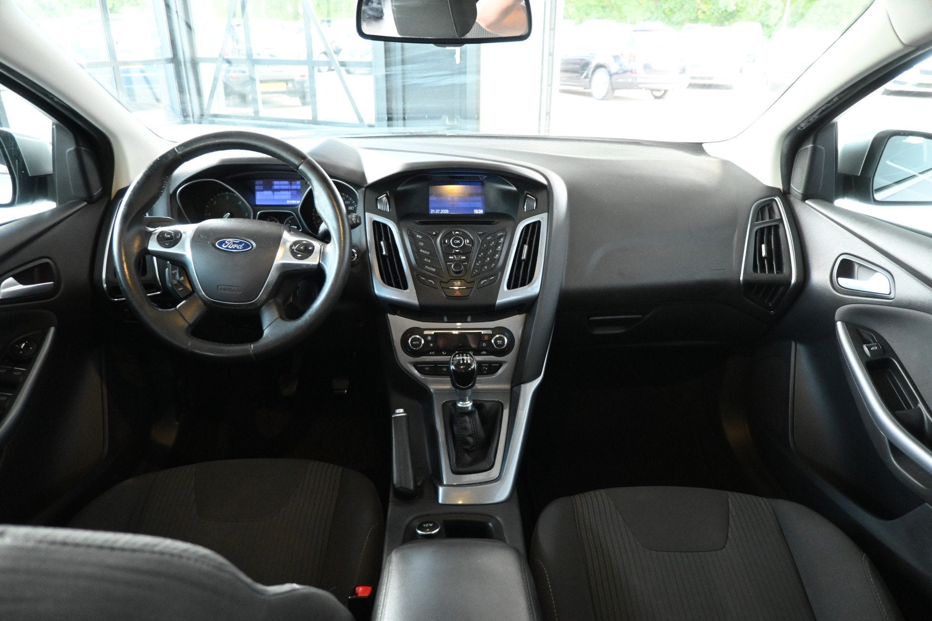 Ford FOCUS Wagon 1.6 TDCI ECOnetic Lease Titanium Clima Navi, Auto's, Euro 5, Stof, Gebruikt, Zwart