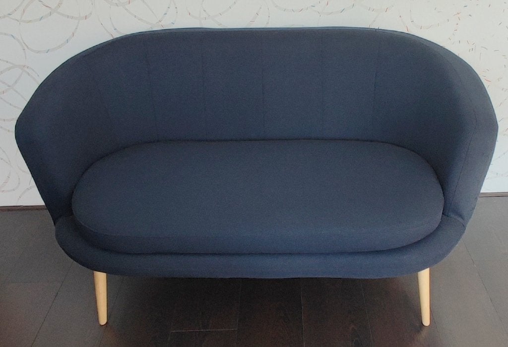 Gistrup 2-zits blauwe bank, Ophalen, Tweepersoons, 75 tot 100 cm, Zo goed als nieuw