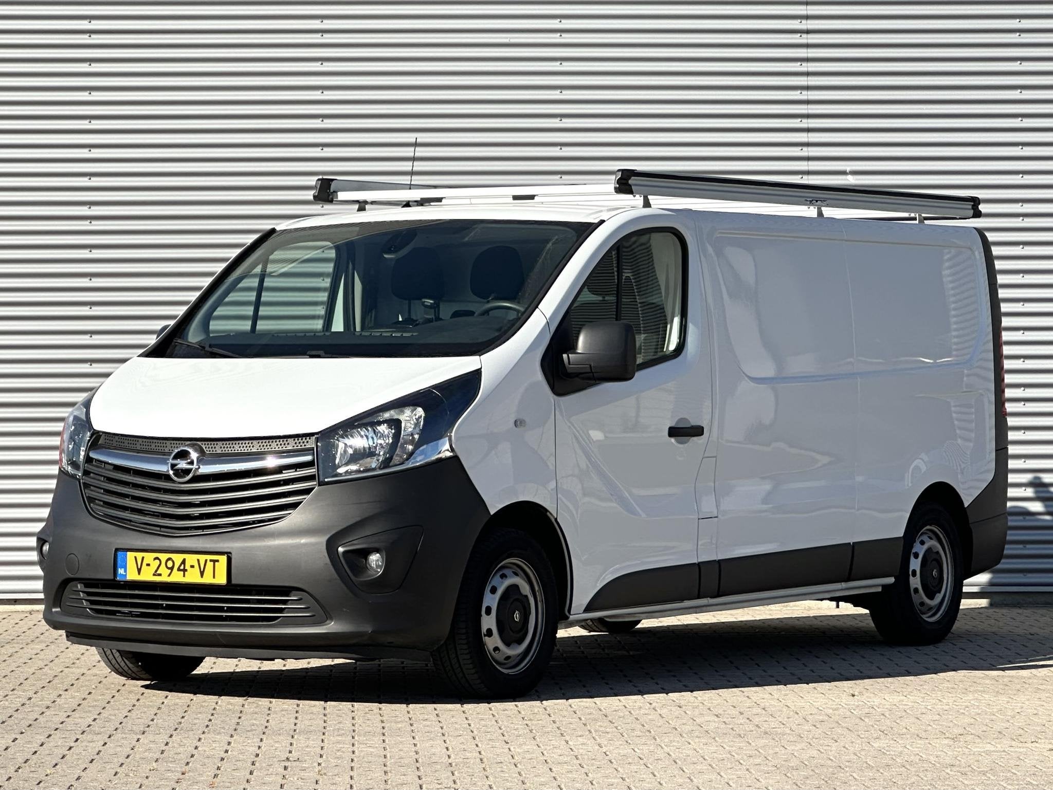 Opel Vivaro 1.6 CDTI L2H1 Sport Trekhaak|Camera|Navi|Cruise, Voorwielaandrijving, Gebruikt, Euro 6, 4 cilinders