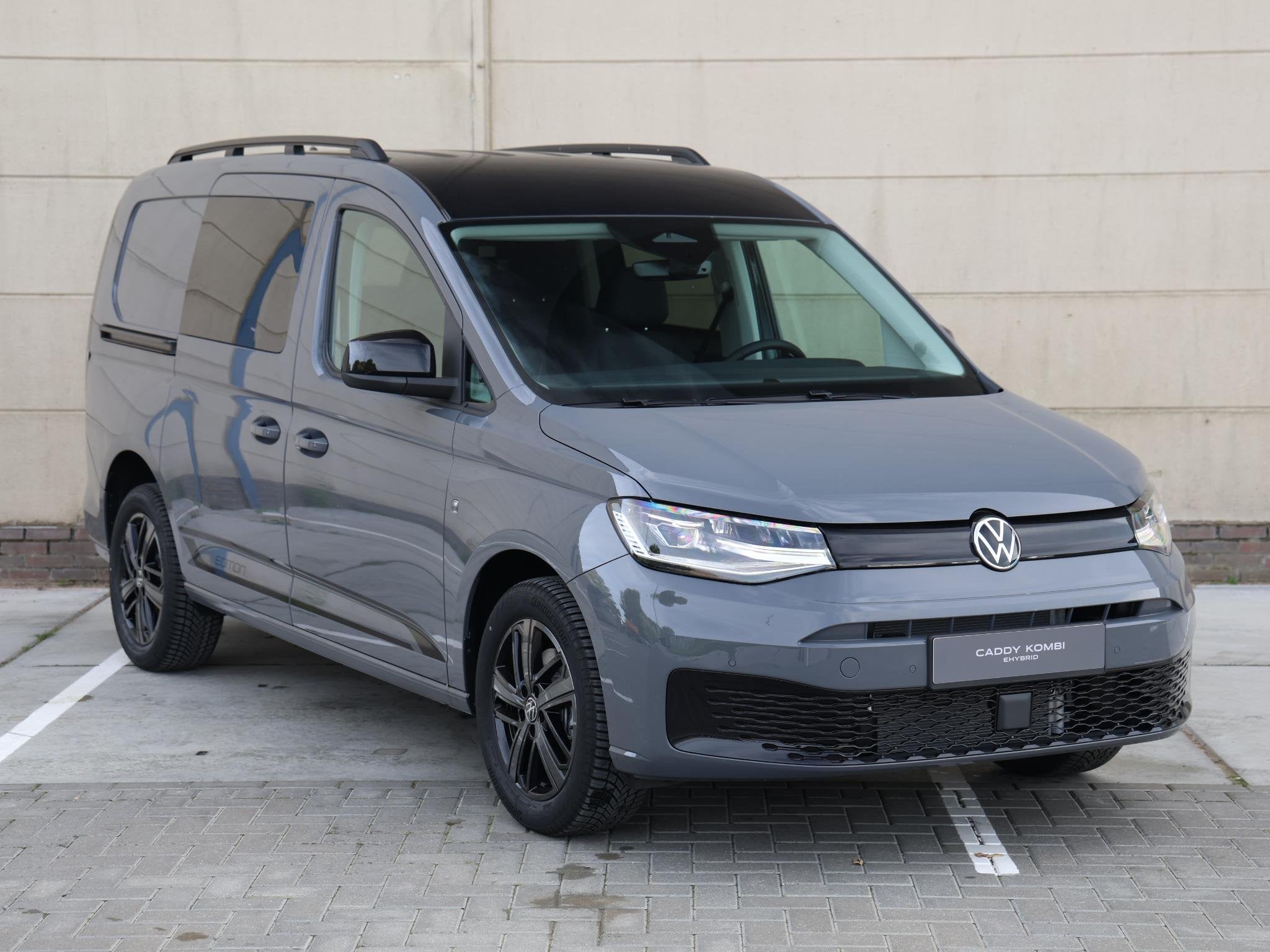 Volkswagen Caddy Cargo Maxi Limited Edition 1.5 eHybrid 150P, Auto's, Stof, 1498 cc, 4 cilinders, 150 pk