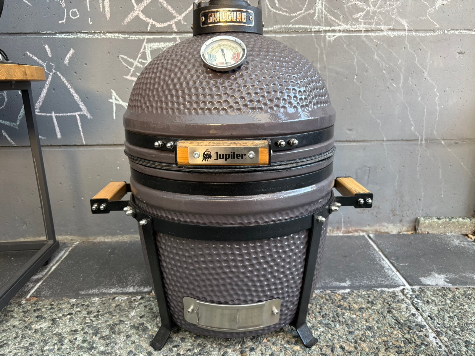Grill Guru Compact Kamado BBQ Barbecue 15 inch, Tuin en Terras, Houtskoolbarbecues, Ophalen, Zo goed als nieuw, Met accessoires