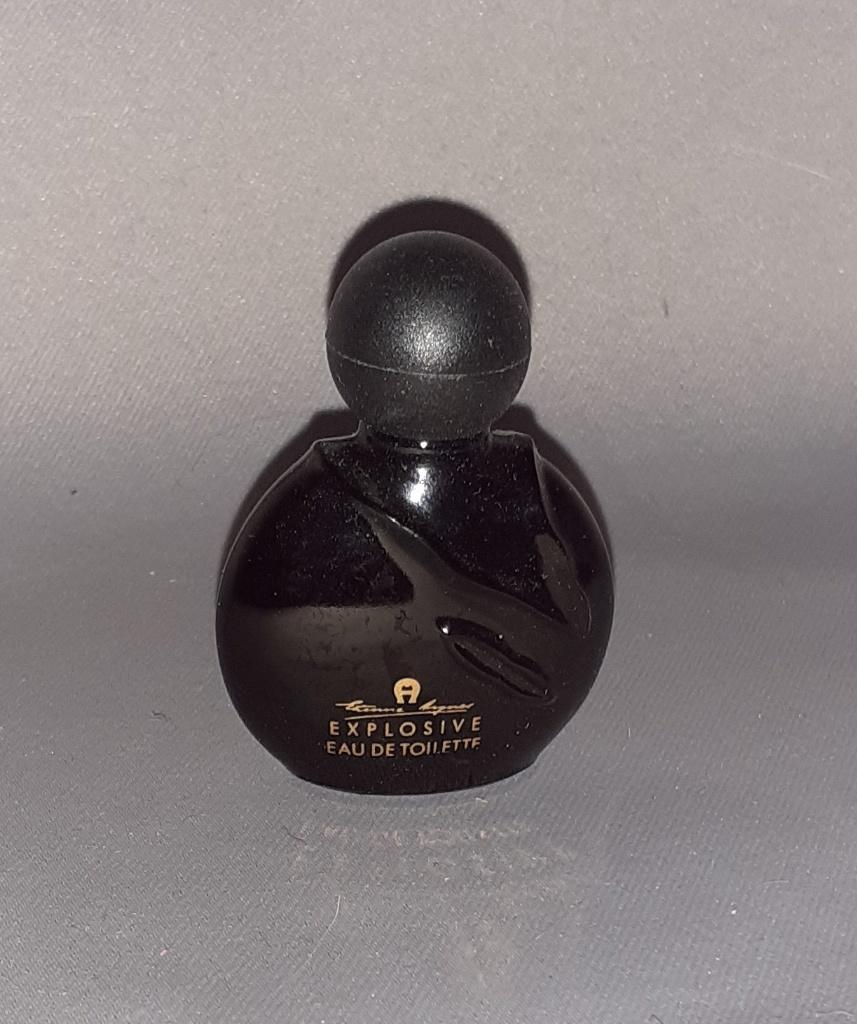 Volle parfum mini Etienne aigner explosive, Ophalen of Verzenden, Zo goed als nieuw, Miniatuur, Gevuld