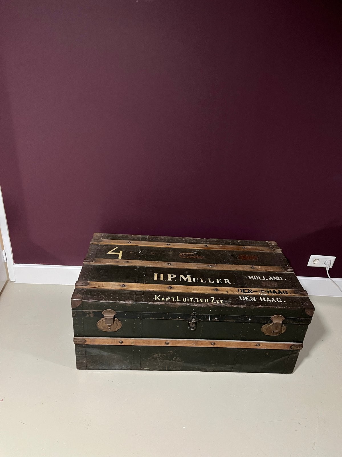 Antieke Kist H.P. Muller Holland - Kapt. Luitenant ter Zee, Ophalen