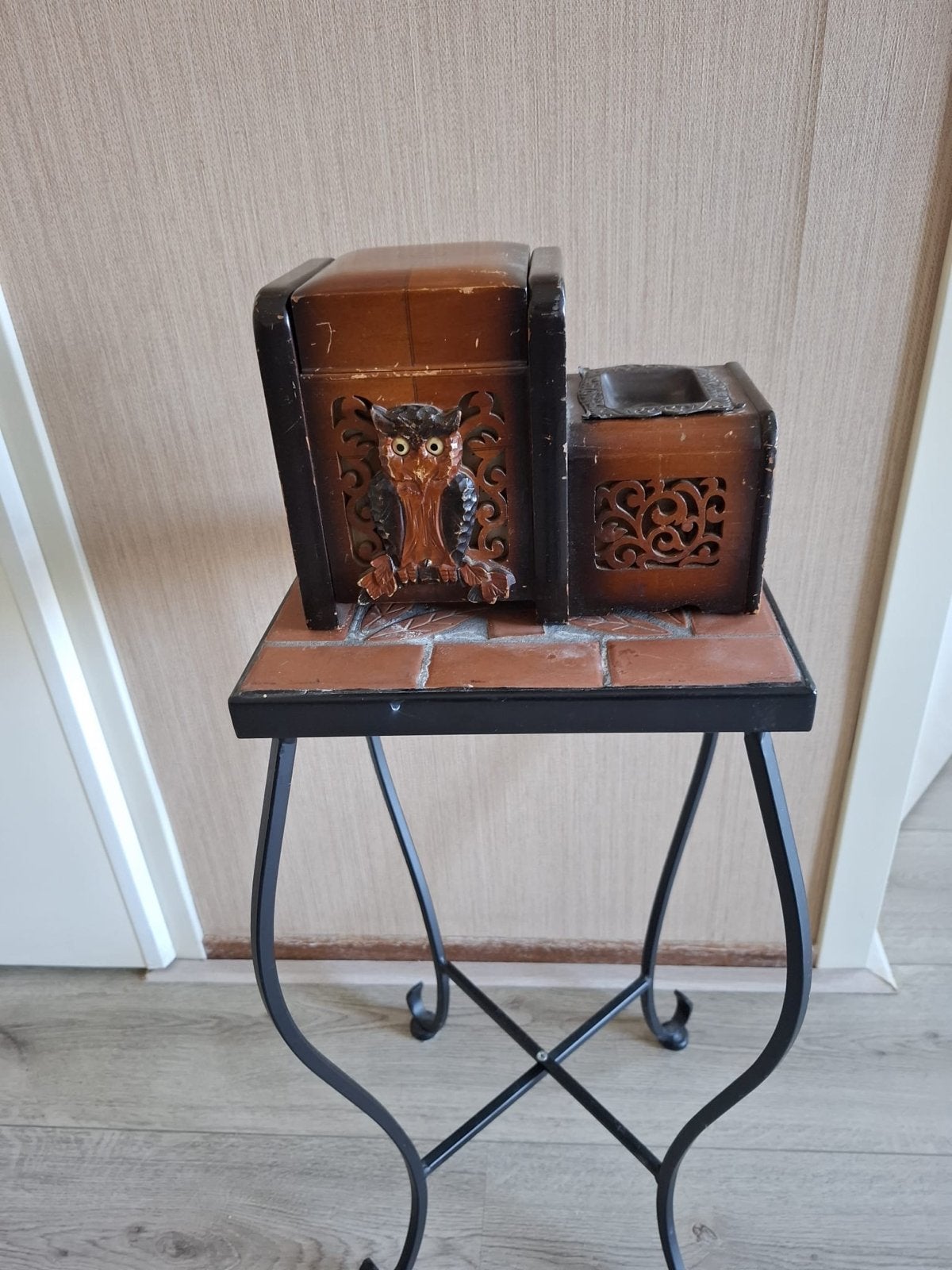 Vintage houten muziekdoosje met uil en asbakje, Antiek en Kunst, Ophalen