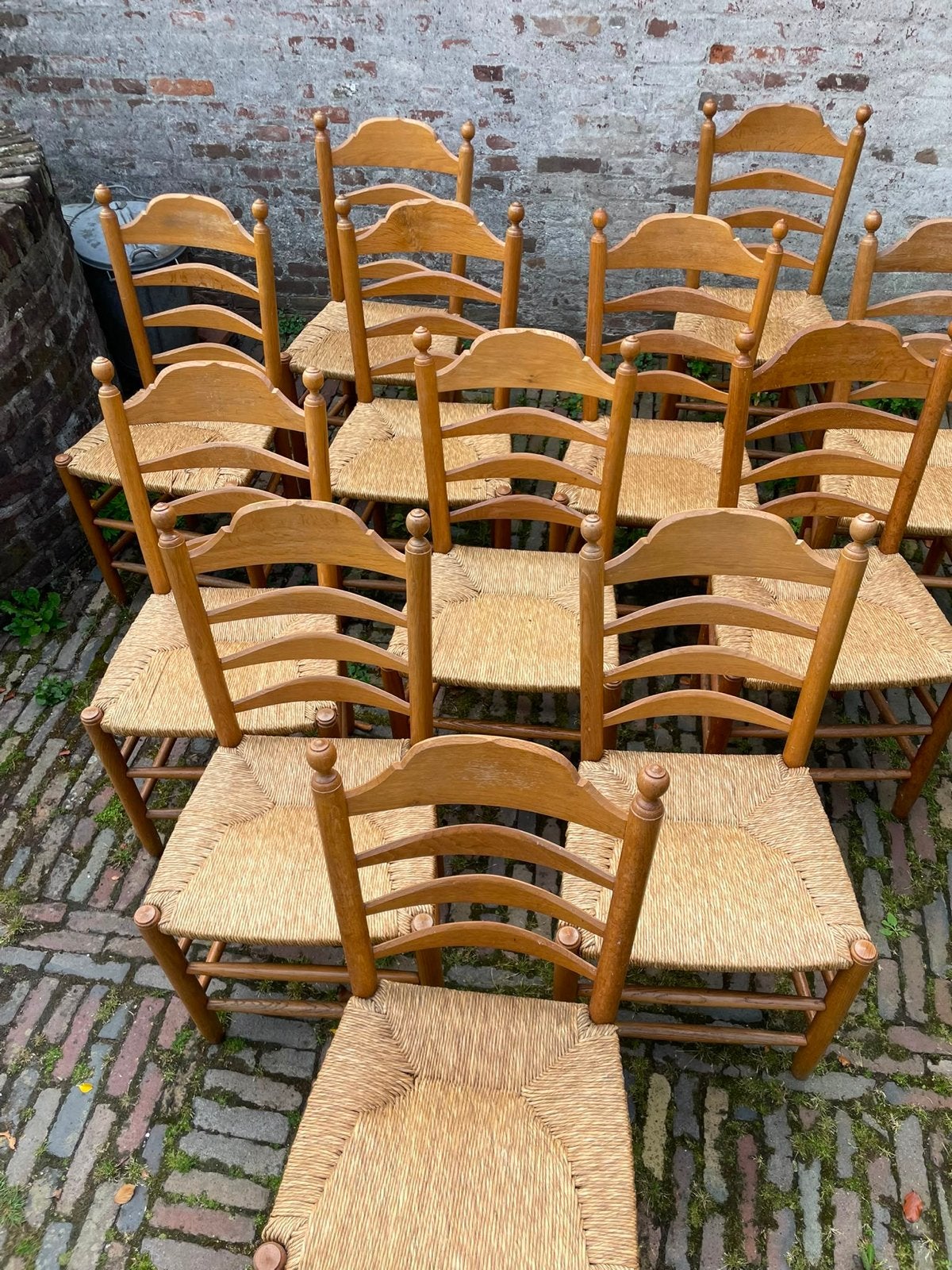Set van 12 massief eikenhouten eetkamerstoelen, Ophalen