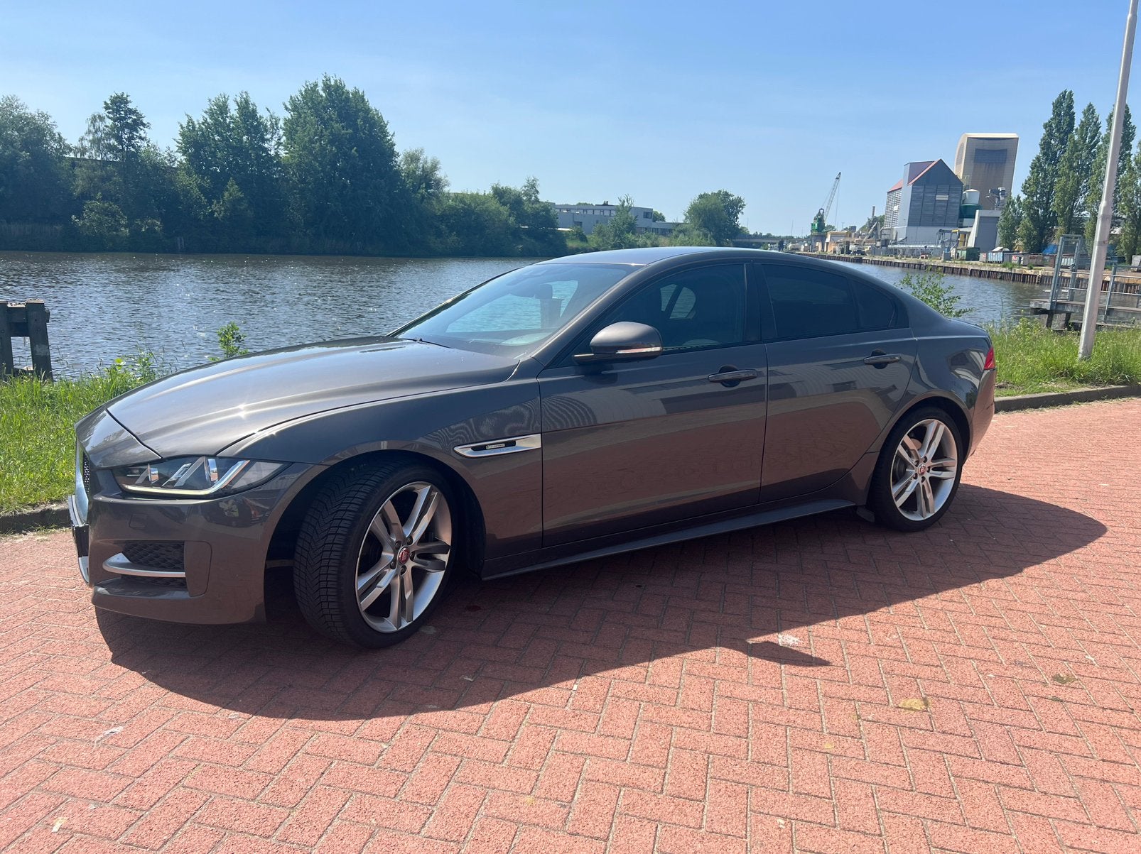 Jaguar XE R-Sport 179pk Diesel FULL OPTIES !, Automaat, Achterwielaandrijving, Overige kleuren, 179 pk