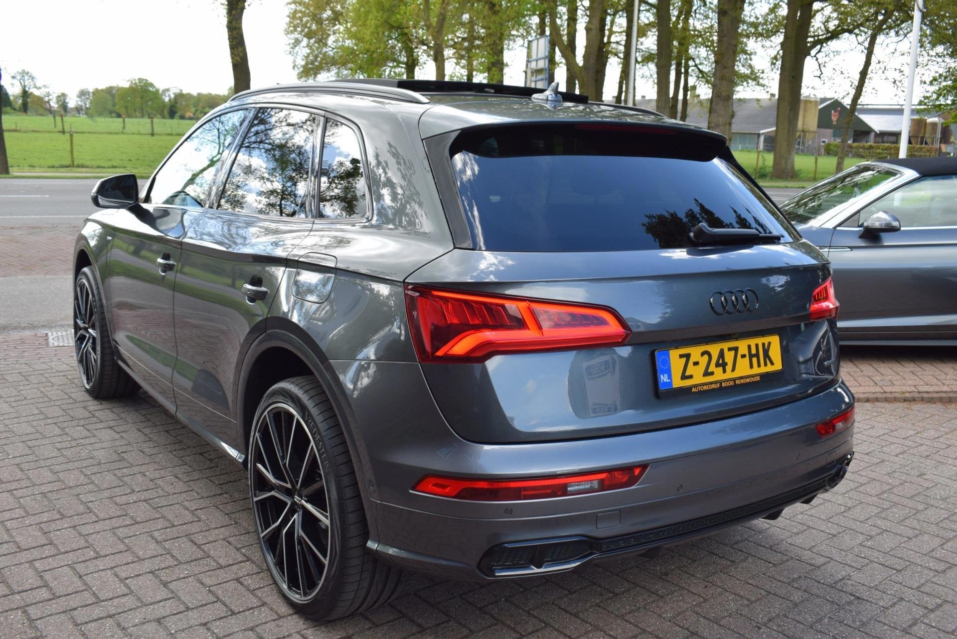 Audi Q5 55 TFSI e quattro Competition S-LINE PANO-DAK/LEDER/, Auto's, Automaat, Dealer onderhouden, 4 cilinders, Bedrijf