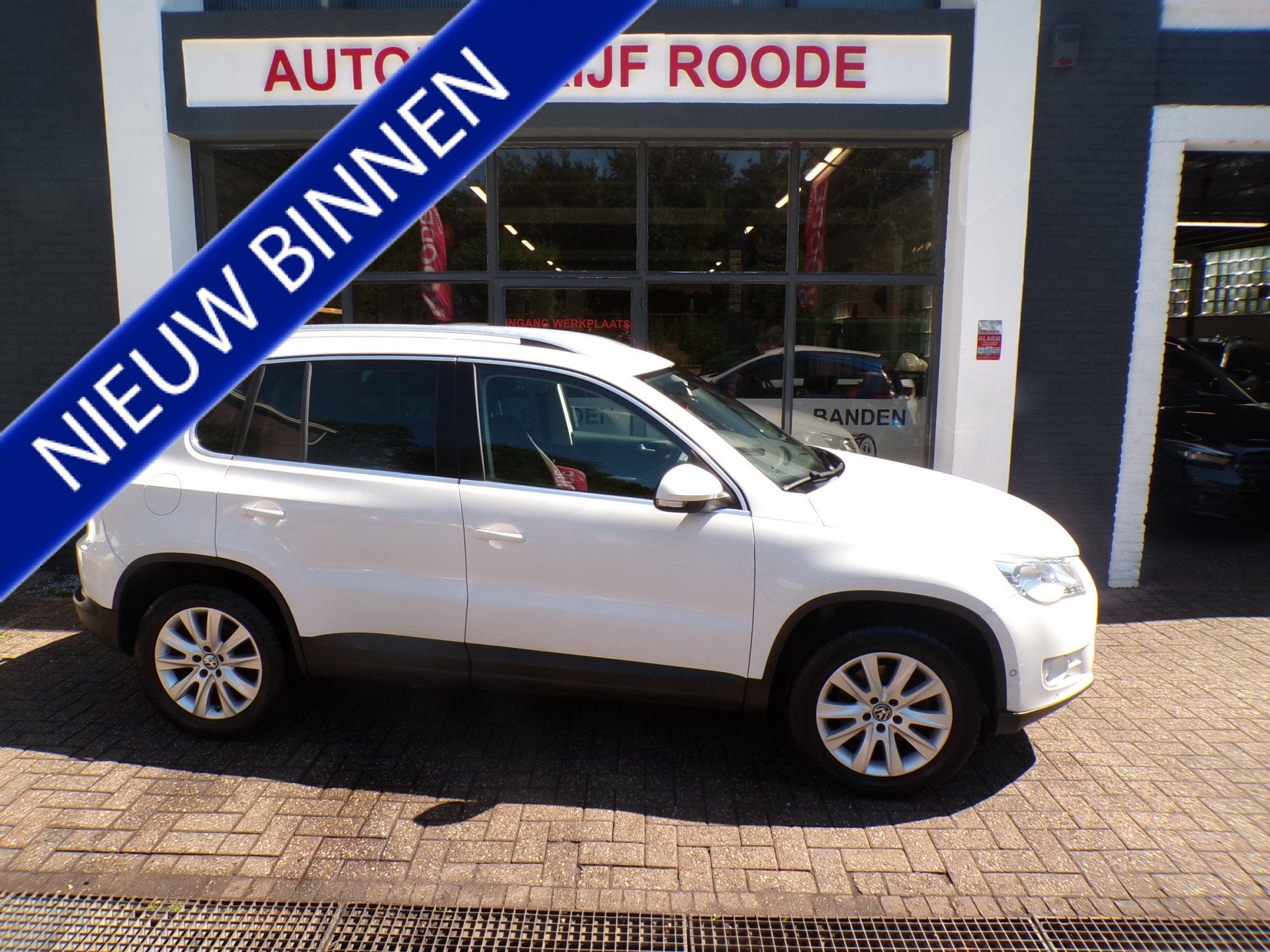 Volkswagen Tiguan 1.4 TSI Sport&Style LEES TEKST! (bj 2011), Auto's, Voorwielaandrijving, Euro 5, 15 km/l, 4 cilinders