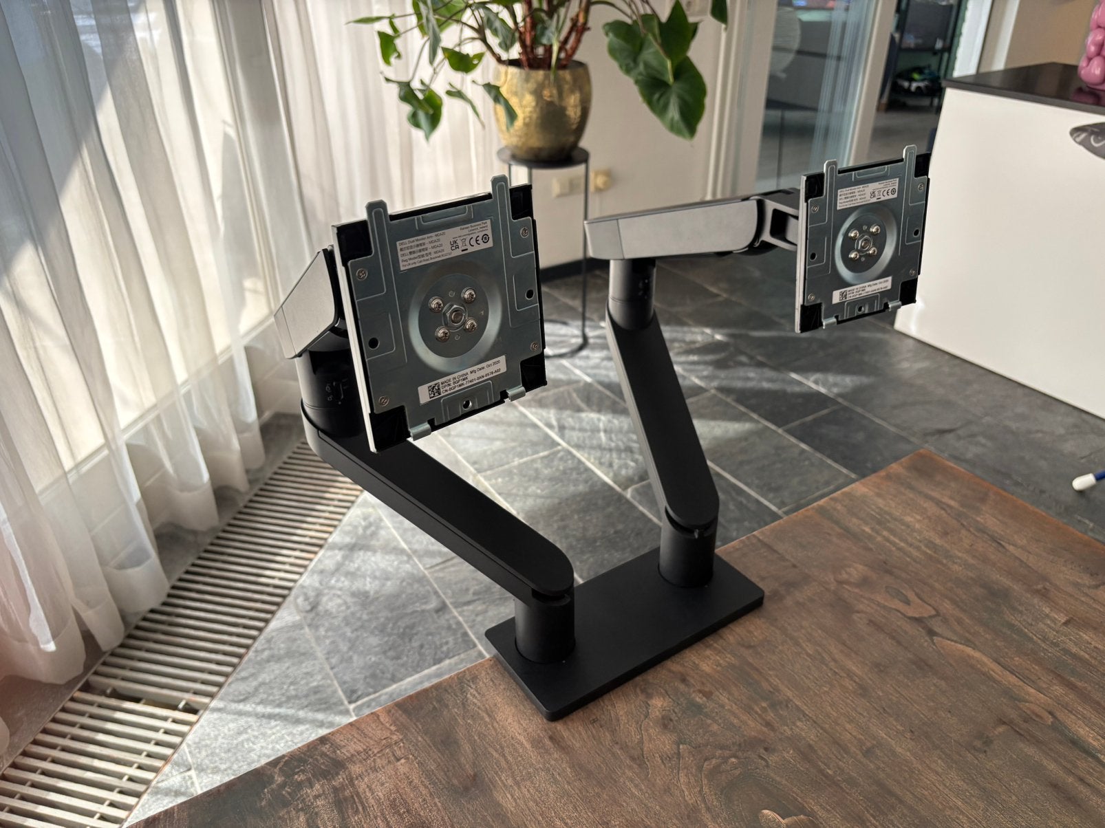 Dell monitor arm, Verzenden, Zo goed als nieuw