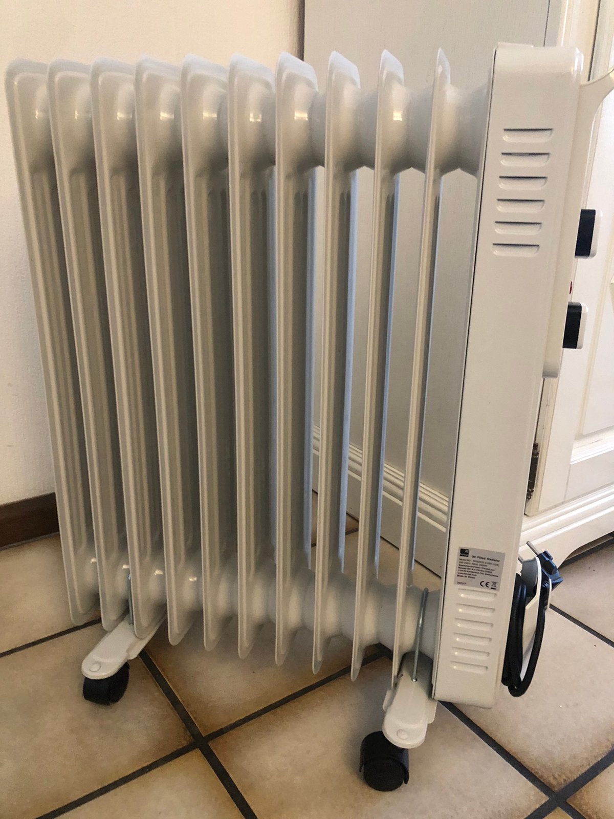 Nieuw radiator kachel met thermostaat 2500 watt, Ophalen, 30 tot 80 cm, Kachel, Minder dan 60 cm