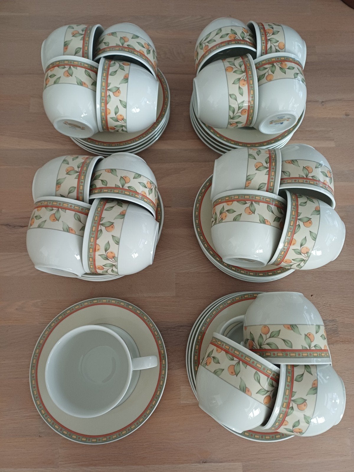 Koffietijd servies Art- Design, Ophalen of Verzenden, Porselein, Overige stijlen, Kop(pen) en/of Schotel(s)