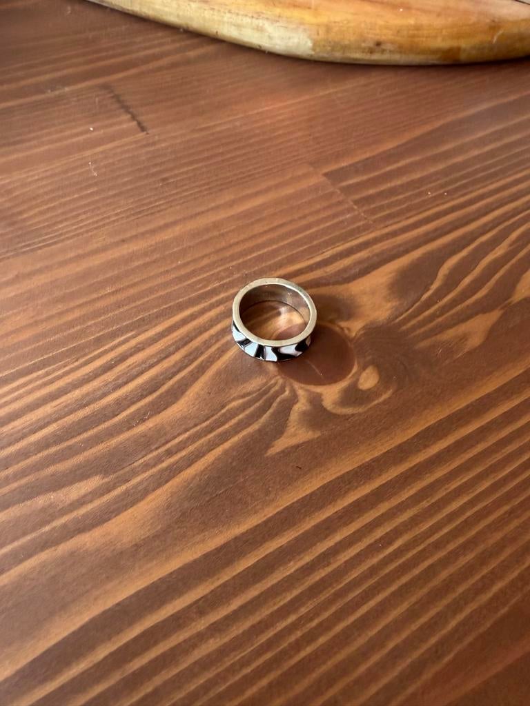 Zilverkleurige ring met zebra print - Maat 16, Sieraden, Tassen en Uiterlijk, Ringen, Overige materialen, Gebruikt, Ophalen of Verzenden