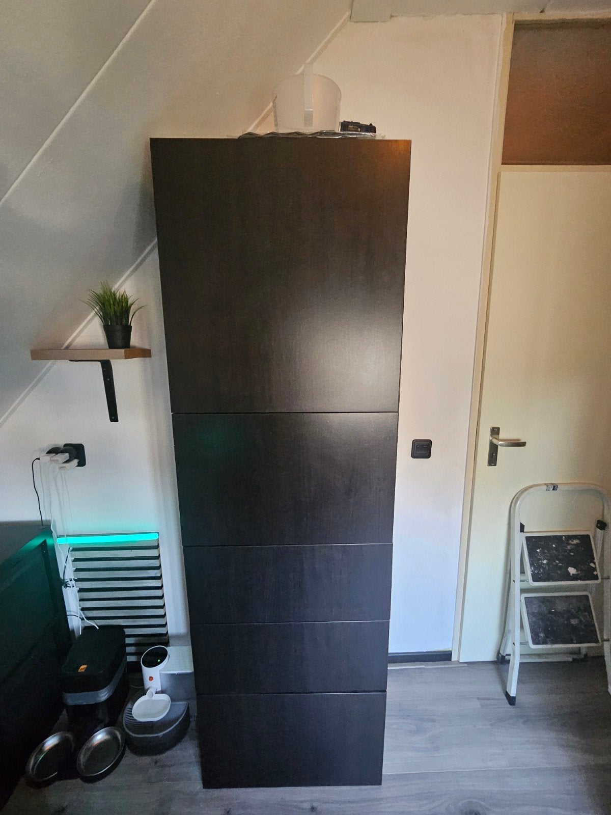 Ikea besta kast met softclose/push lades en planken, Ophalen, Met plank(en), Gebruikt, 200 cm of meer