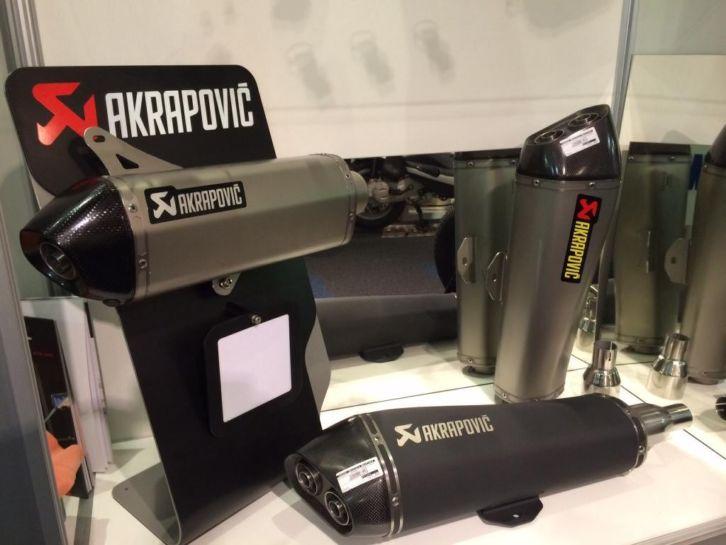 Akrapovic Piaggio  mp3  Vespa  GTS beverly fuoco yourban, Ophalen of Verzenden, Niet ingevuld, Niet ingevuld, Niet ingevuld