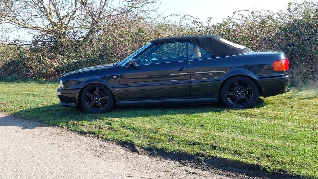 Audi Cabrio 1.8 20V 92KW 1998 Zwart, Auto's, Audi, Voorwielaandrijving, 1345 kg, 4 cilinders, Cabriolet