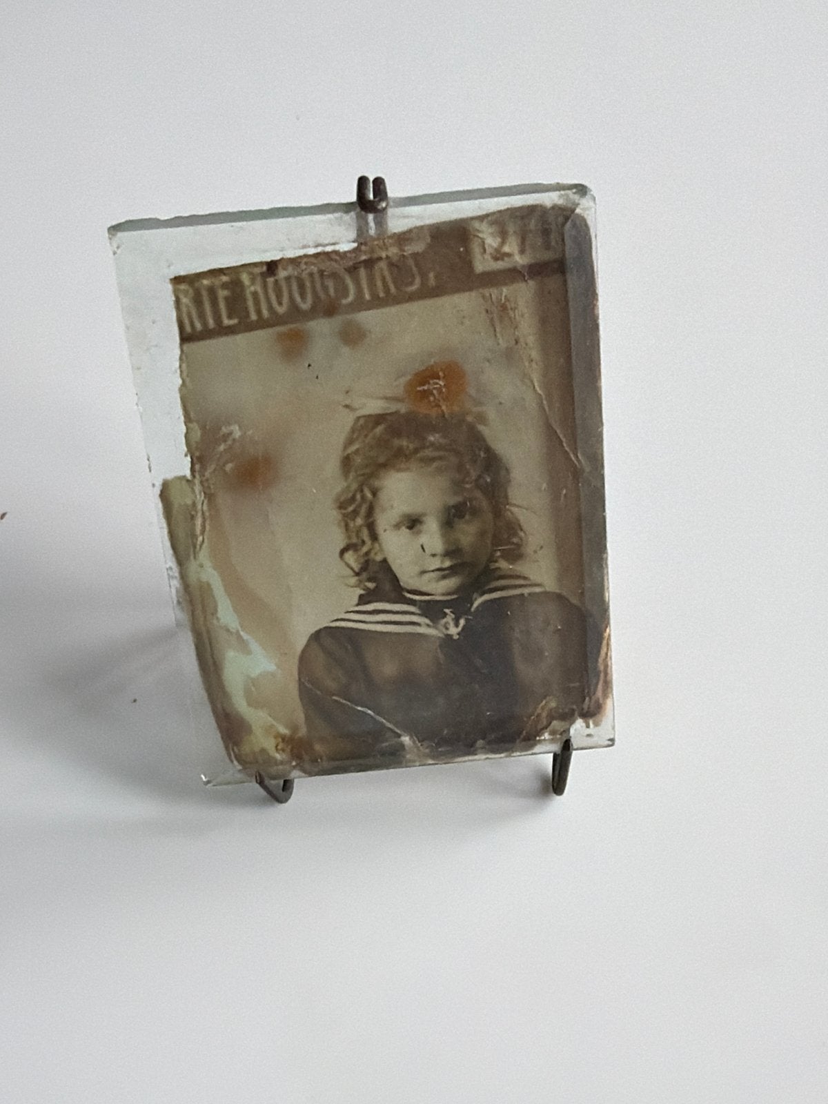 Antieke foto mini foto lijstje- Meisje met zeemanskraag, Ophalen