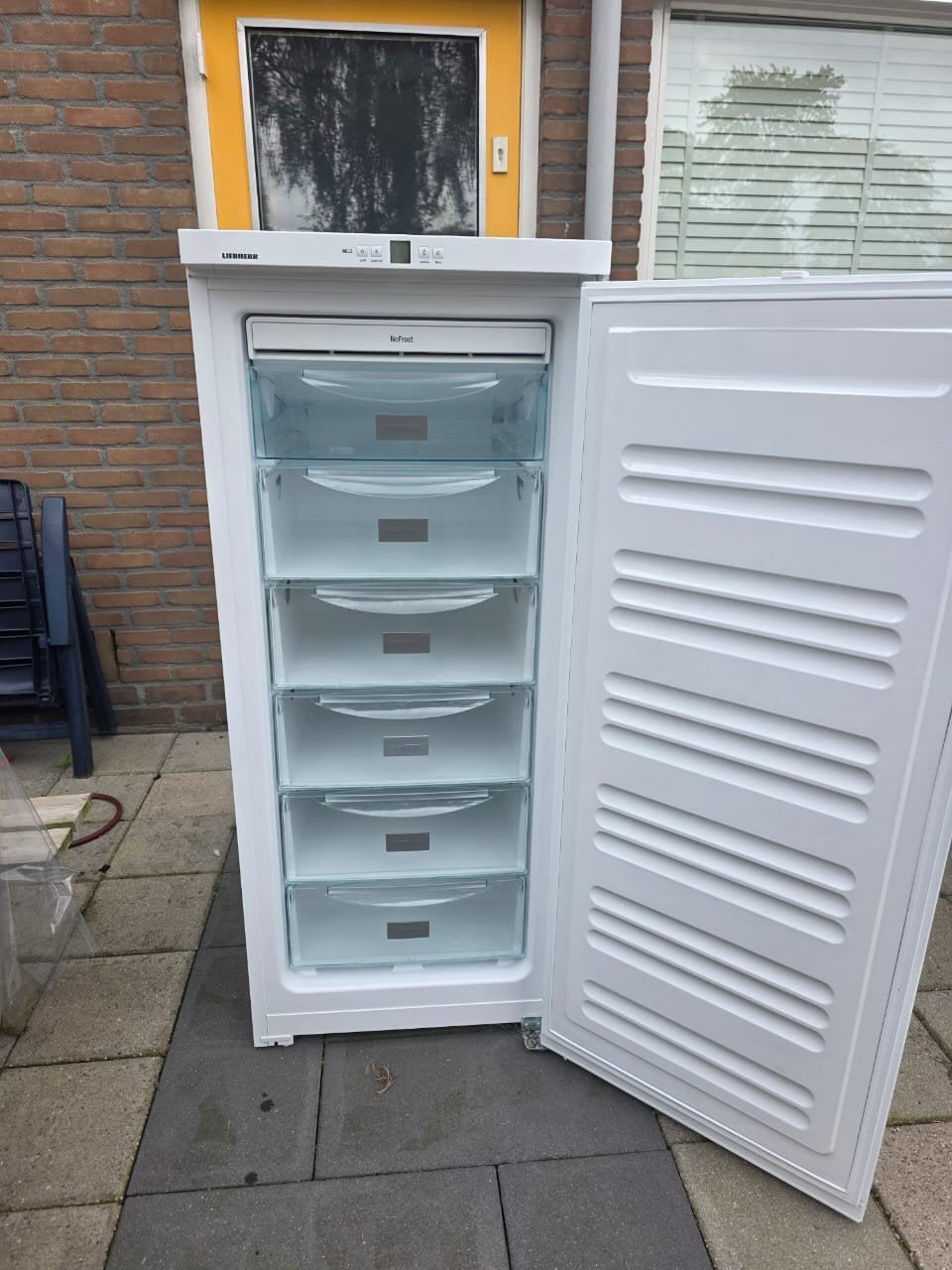Liebherr Vrieskast A++NoFrost, Minder dan 60 cm, 160 cm of meer, Zo goed als nieuw, Vrijstaand