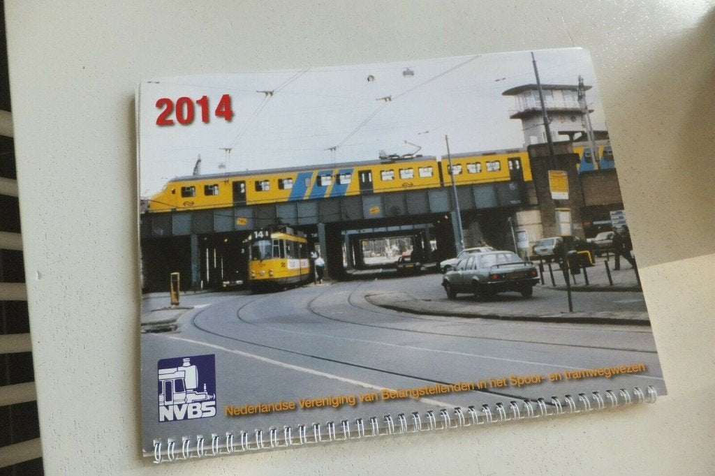 Kalender NVBS 2014 Nederlandse spoorwegen trein tram NS TOP, Verzamelen, Ophalen of Verzenden, Zo goed als nieuw, Trein, Boek of Tijdschrift