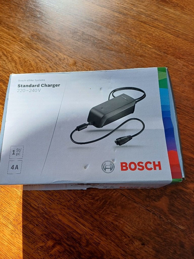 Bosch acculader nieuw, Nieuw