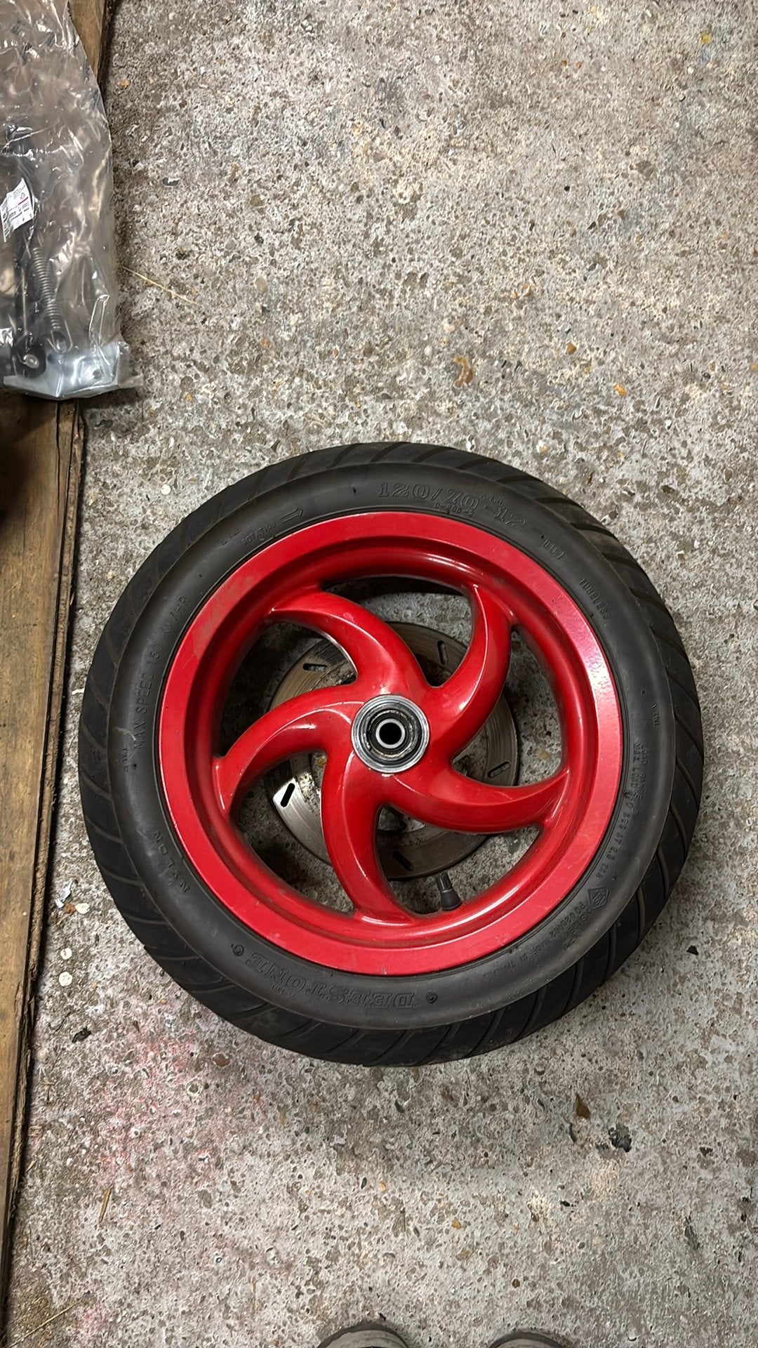125/180 Runner voor velg met goede band, Verzenden, Zo goed als nieuw, Overige typen, Piaggio