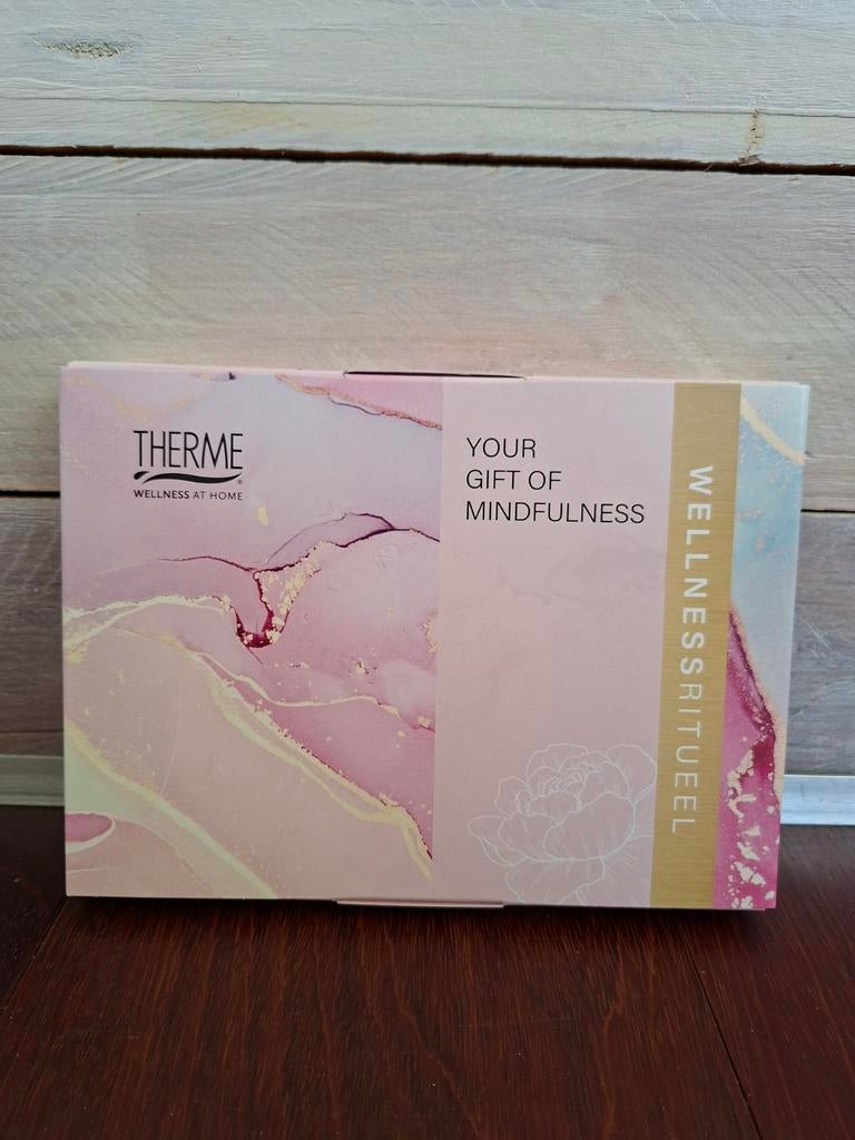 Therme giftset kersenbloesem & pioenroos Nieuw & ongeopend, Ophalen of Verzenden, Overige landen