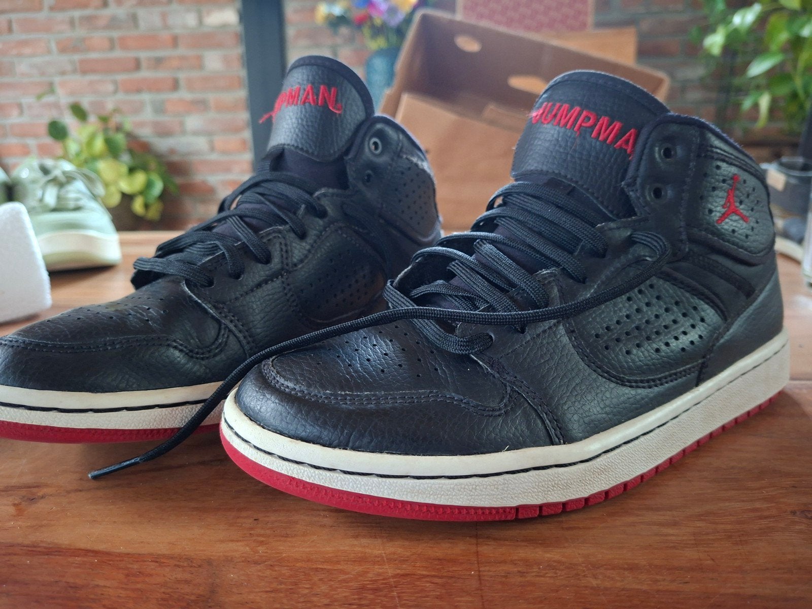 nike jordan access sneakers schoenen 38.5, Kinderen en Baby's, Gebruikt, Jongen of Meisje, Schoenen, Ophalen of Verzenden