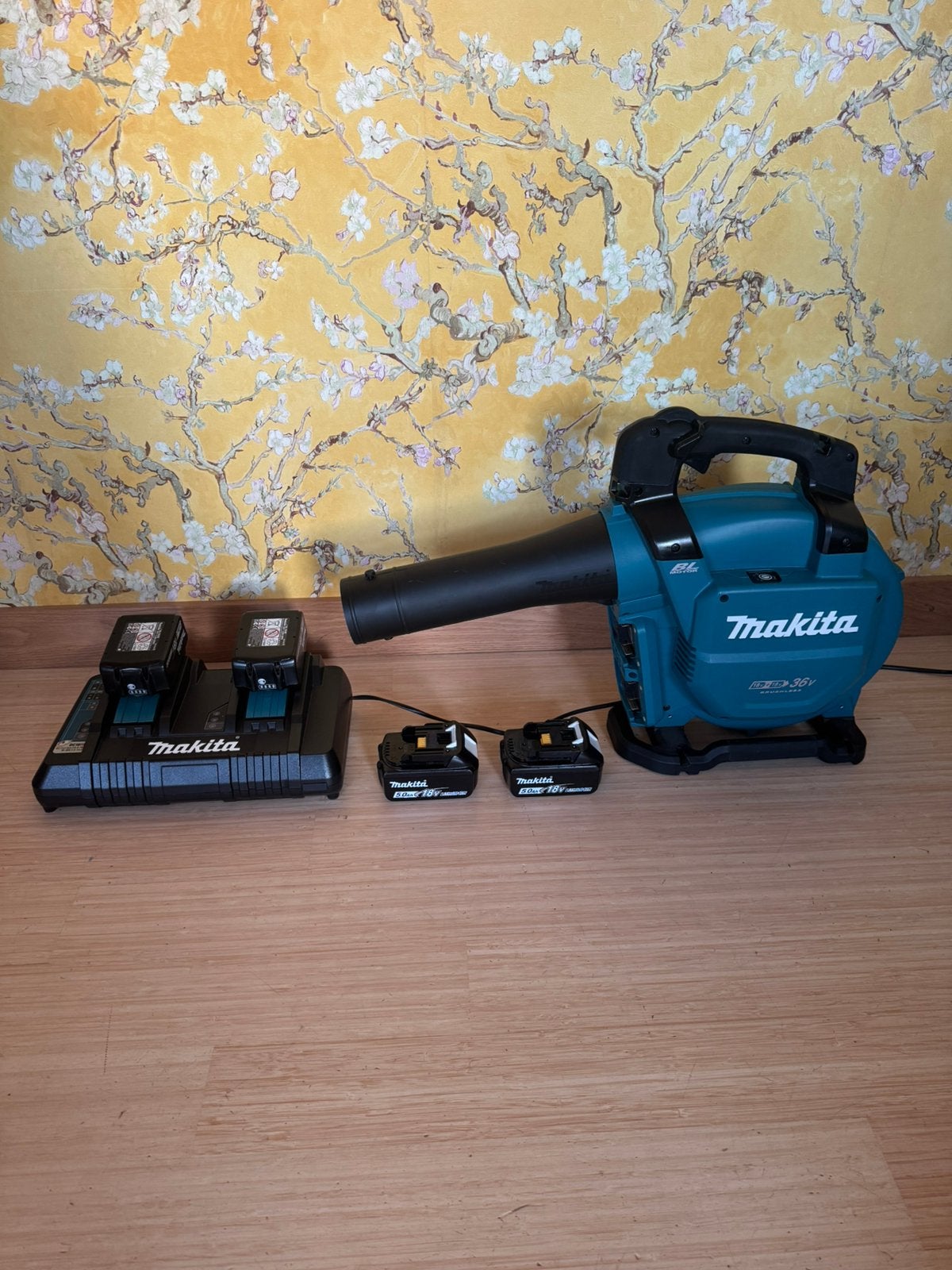 Makita DUB363 bladblazer/zuiger set nieuwstaat! Compleet, Ophalen of Verzenden, Zo goed als nieuw, Elektrisch