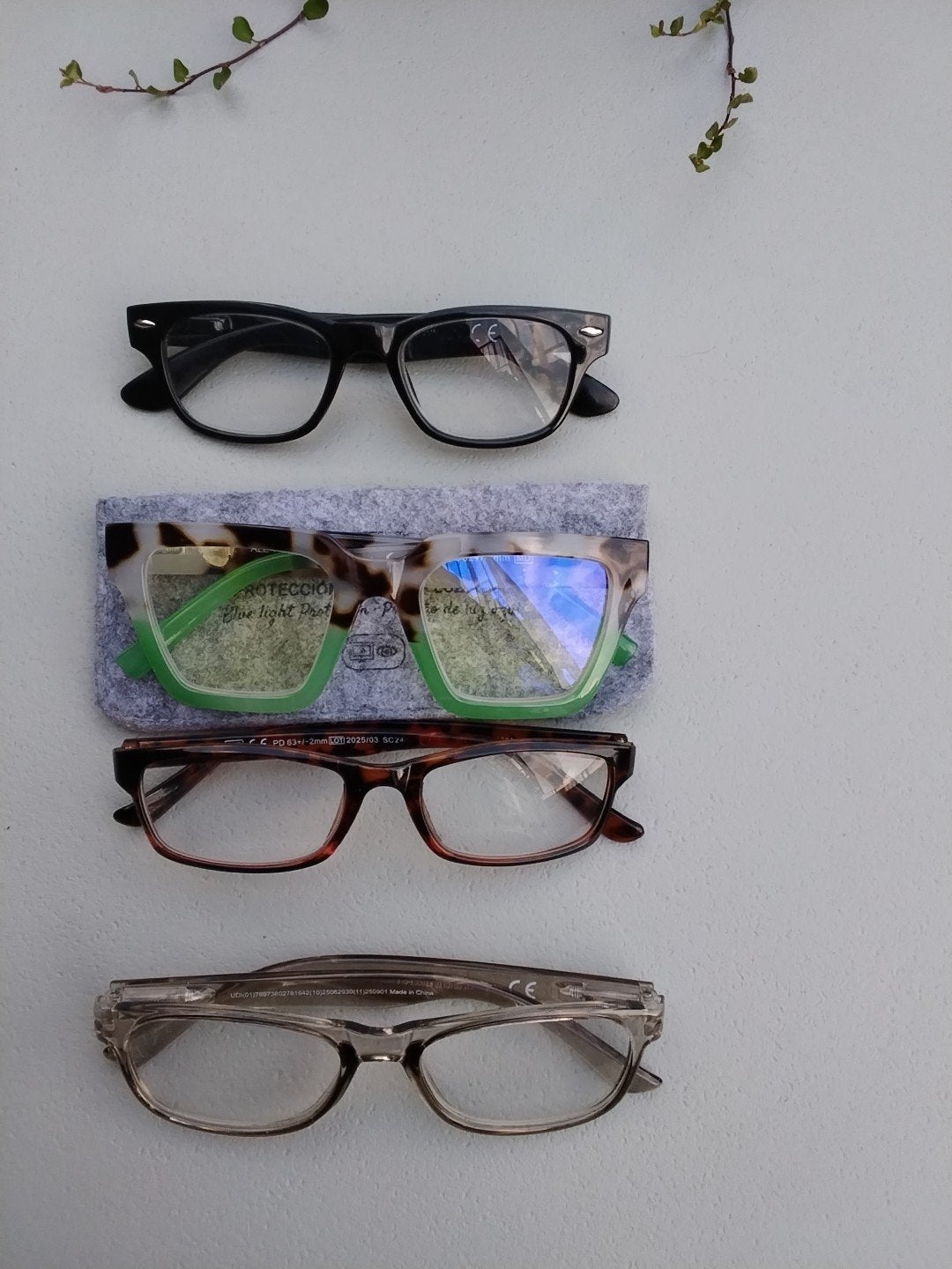 4 leesbrillen +1,50, Ophalen of Verzenden, Overige kleuren, Bril, Overige merken