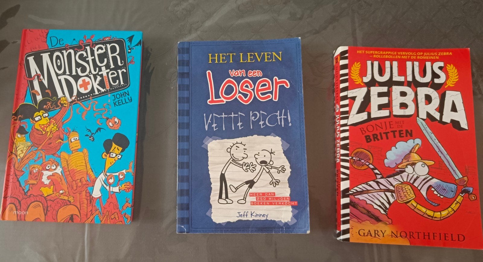 De Monsterdokter, Het leven van een Loser, Julius Zebra, Ophalen of Verzenden, Gelezen, Fictie algemeen