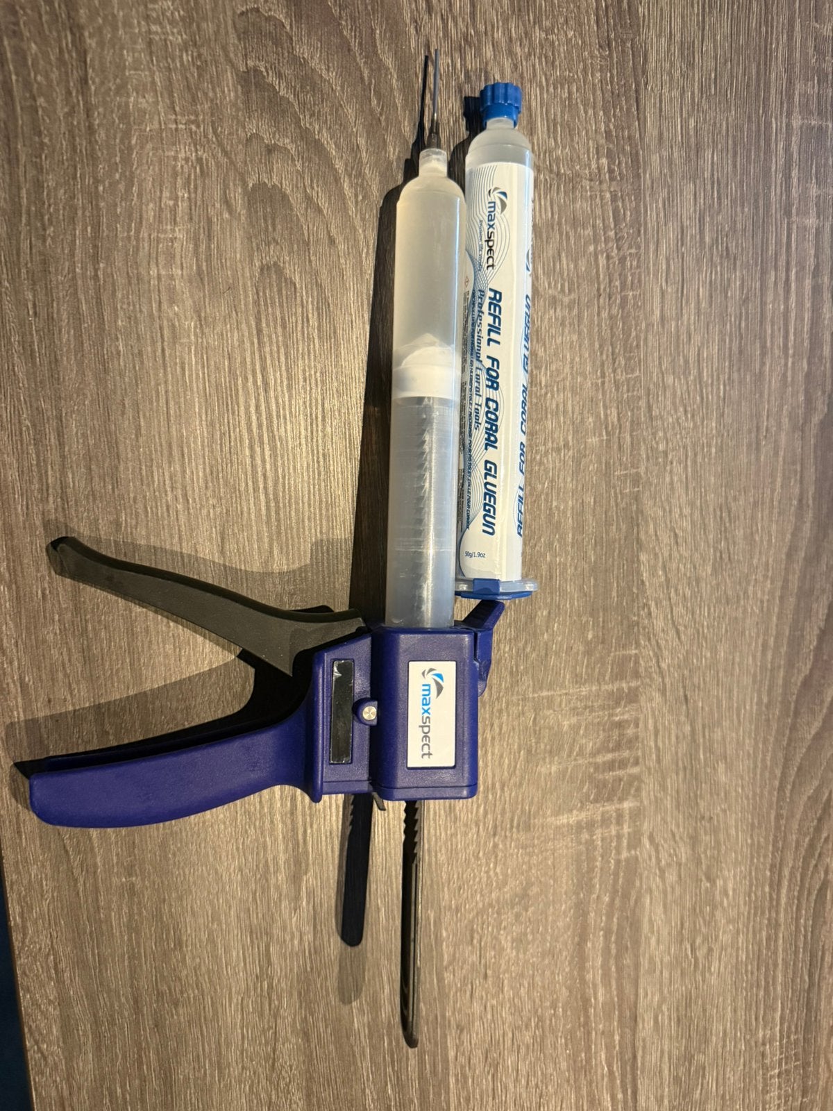 Maxspect Coral Glue Gun, Ophalen of Verzenden, Gebruikt, Gevuld zeewateraquarium