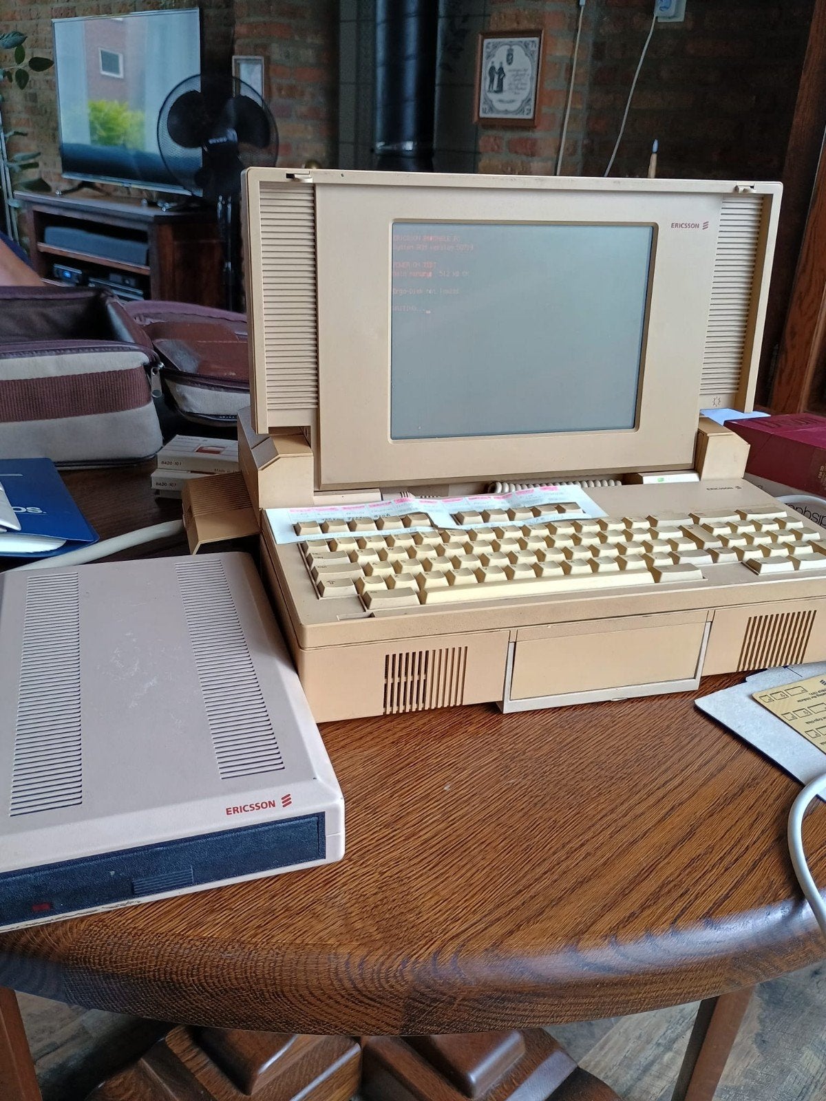 Ericsson laptop van 1984,, Computers en Software, Ophalen, Ericsson