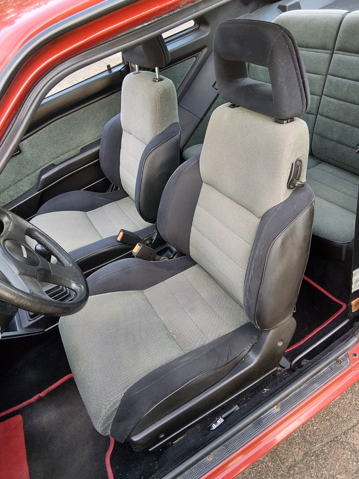 Nissan Sunny 1.6 I Coupe K6 1989 Rood, foto 9