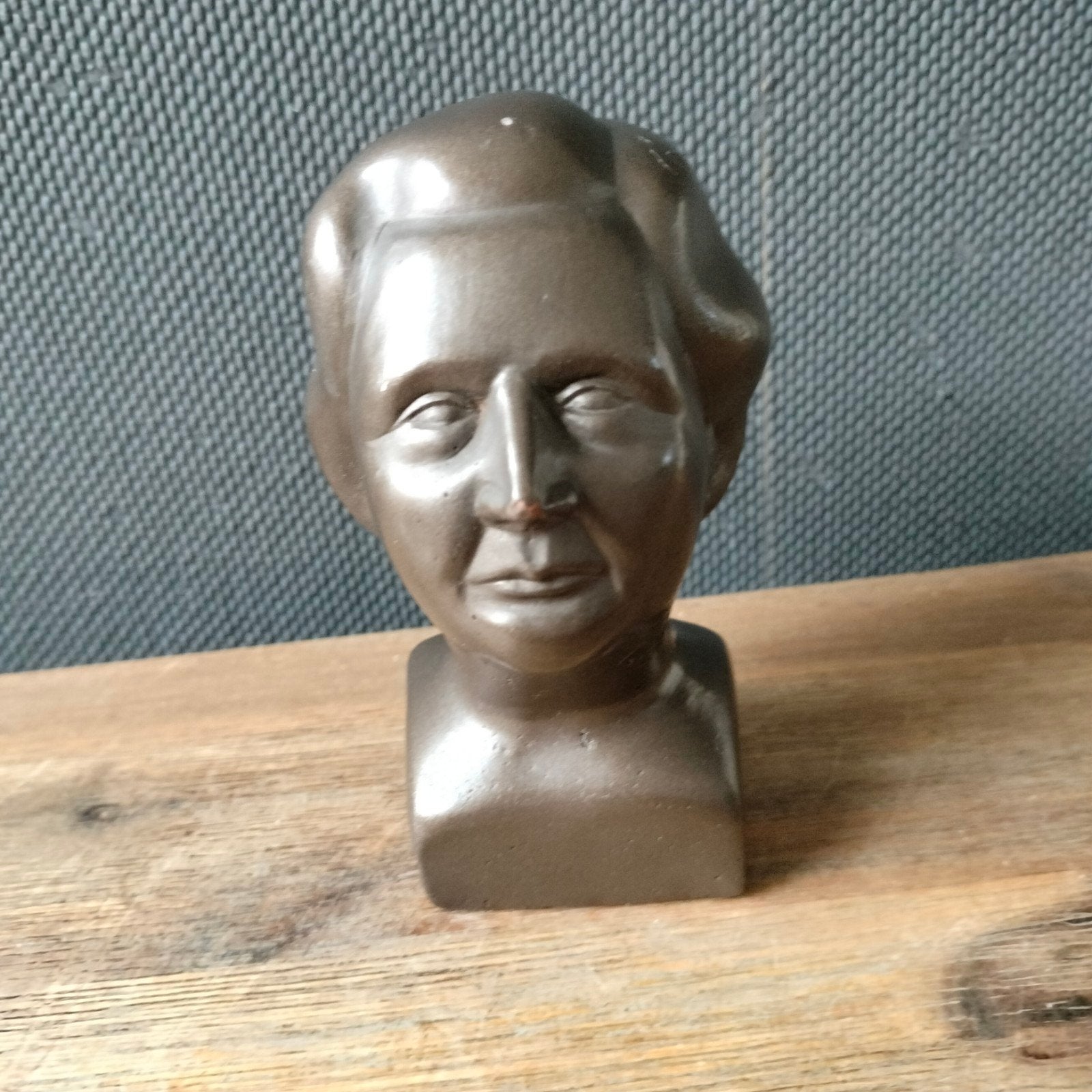 Gipsen Buste Koningin Juliana Jaren '50 Zilver/Bronskleurig, Ophalen of Verzenden