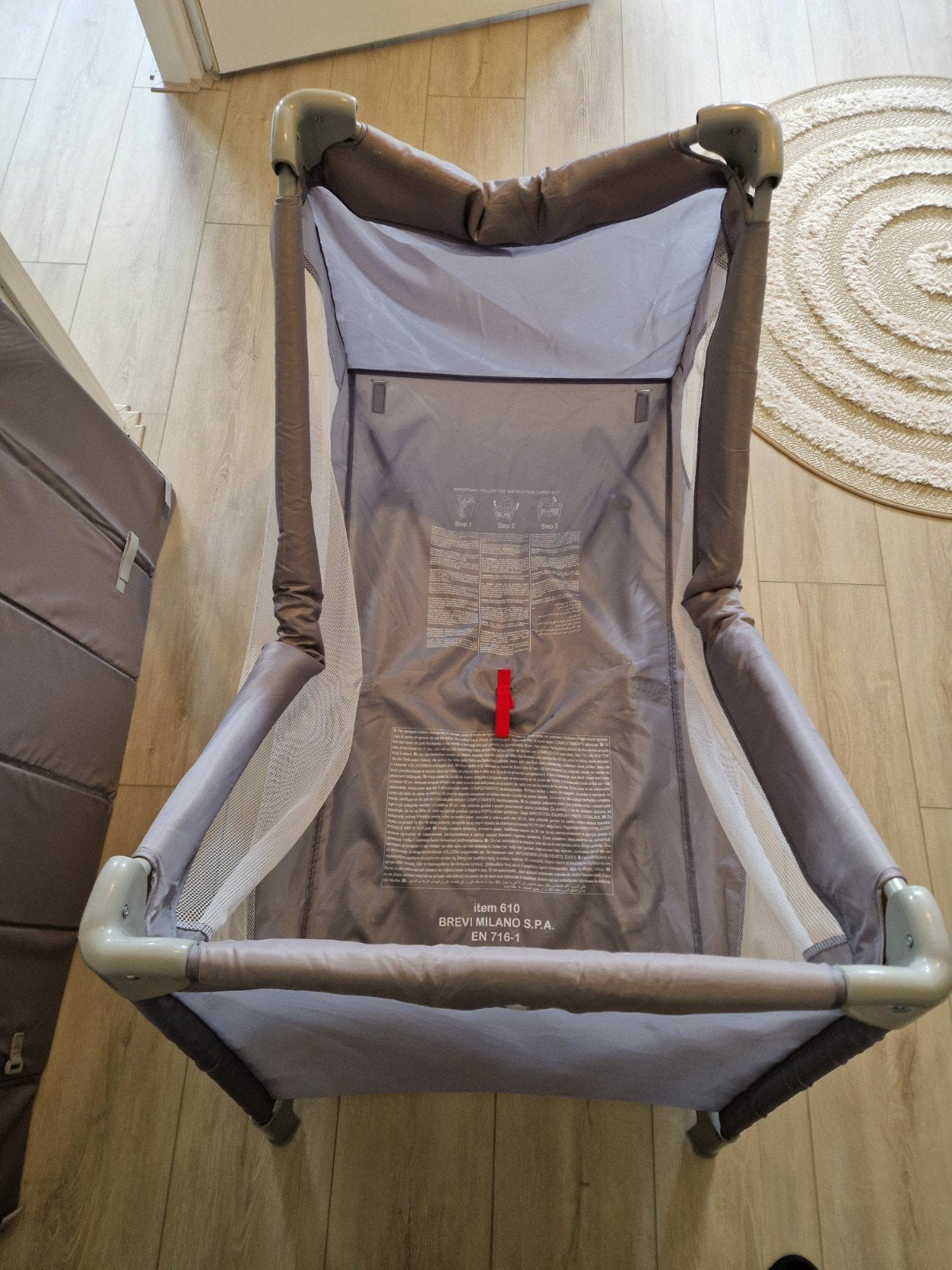Kinder campingbed zilverkleurig, Ophalen, Gebruikt, Reisbedje