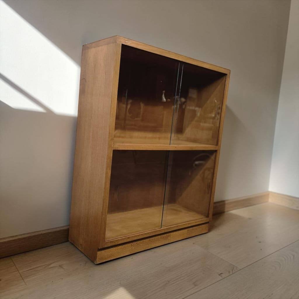Vintage houten mini staande rek / vitrinekast / boekenkast, Ophalen, Gebruikt, Minder dan 75 cm, 105 cm of meer
